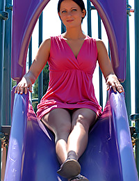 Pervert Loren masturbates in the playground
